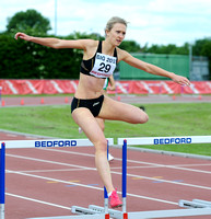 Laura Burke _ 400m SW Hurdles _ BIG (Bedford International Games) 2012 _ 169245