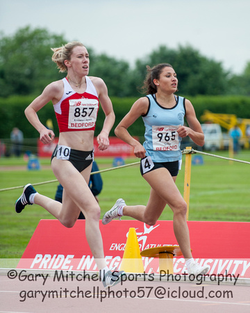 Harriet Knowles-Jones _ Sabrina Sinha _ U20 Women's 1500m _ 100302
