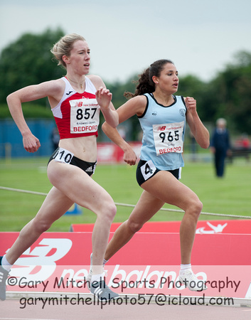 Harriet Knowles-Jones _ Sabrina Sinha _ U20 Women's 1500m _ 100305
