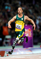 Oscar Pistorius.  Mens 4x100m relay. OLP_8617