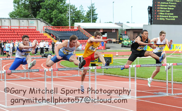 Inter Boy 100m Hurdles _ ESAA _ 246301