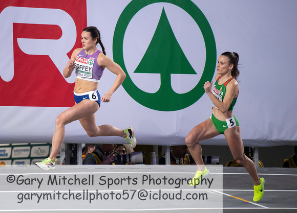 Isabelle Boffey _ Bianka Kéri _ 800m Women Heats _ 105703