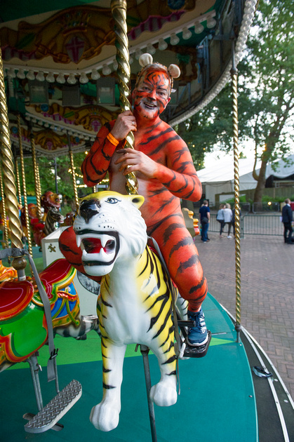 Gary Mitchell Athletics Images | Streak for Tigers at ZSL London Zoo