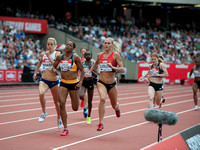 Lynsey Sharp _  Shelayna Oskan-Clarke _  Molly Ludlow _ Women's 800m Final _ 125579