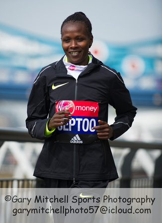 Virgin Money London Marathon Elite Women 2016  _55175