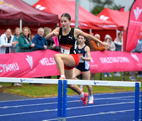 300m Girls Hurdles _ 231347