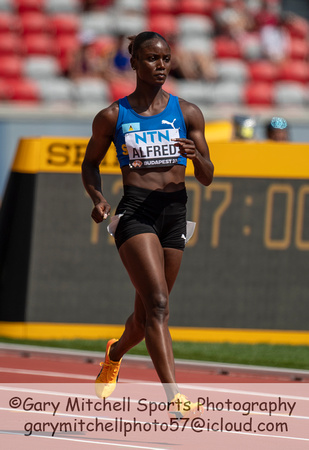 100m Women Heat 1 _ 137524