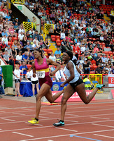 Finette Agyapong _ Senior Girls 200m - Final _ 191449