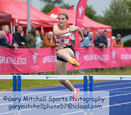 300m Girls Hurdles _ 231355