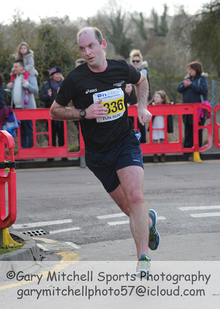 Berkhamsted Marathon & 5 Mile Race _102930