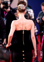 Vanessa Kirby _ 42380