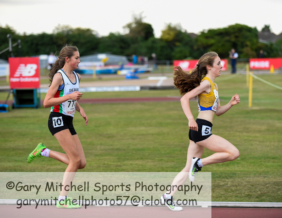Jasmine Cooper (777) _ Amelia Clarke (1029) _ U17 Women 3000m _ 147766