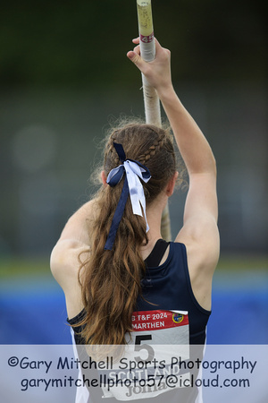 Pole Vault Girls _ 230365