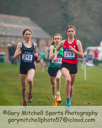Anna MacFadyen _ Cari Hughes _ U20 Women's race GLM _190350